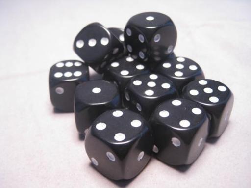 [CHX25608] Dice Sets Black/White Opaque 16mm d6 (12)